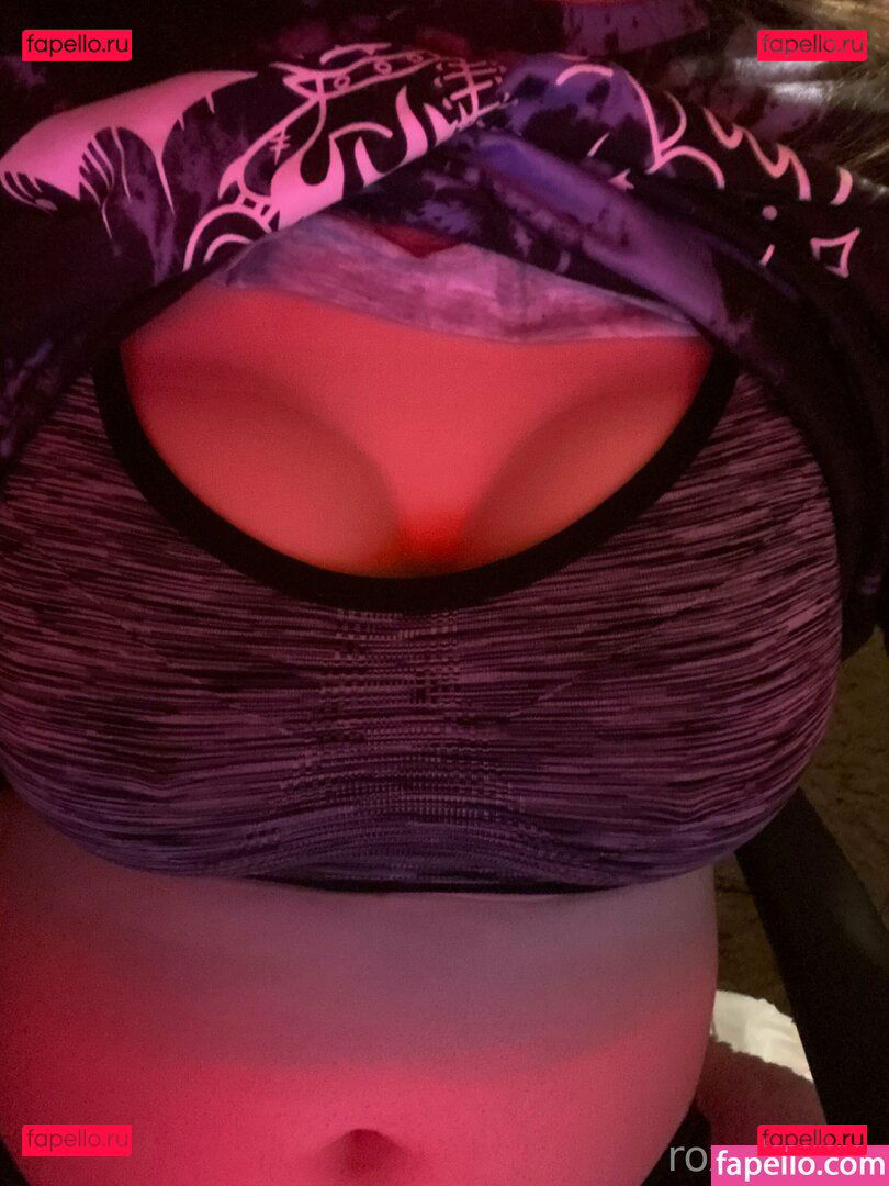 roxyboxxy / roxytheboxingcat Onlyfans Photo Gallery 