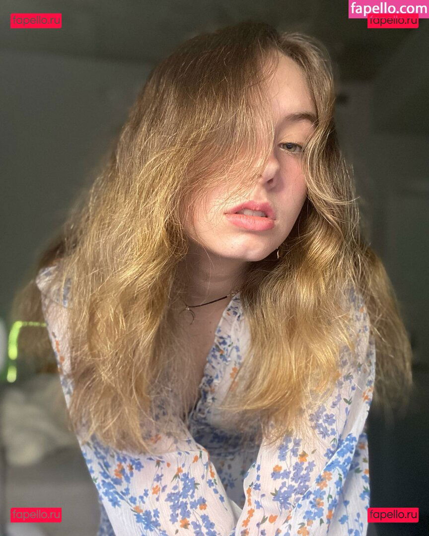 CruelRice / elliemariese Onlyfans Photo Gallery 