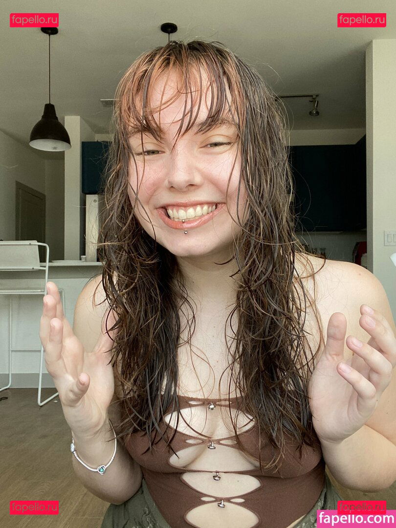 CruelRice / elliemariese Onlyfans Photo Gallery 