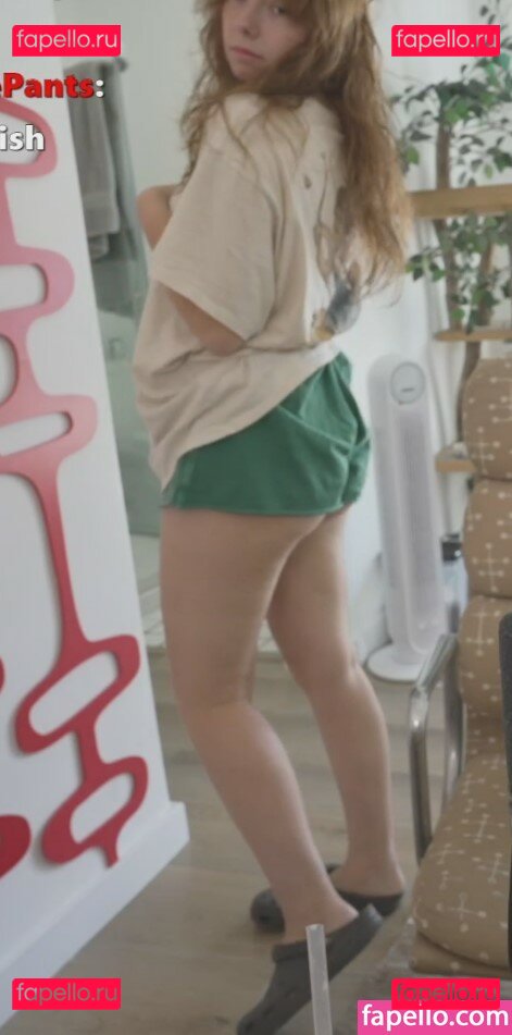 CruelRice / elliemariese Onlyfans Photo Gallery 