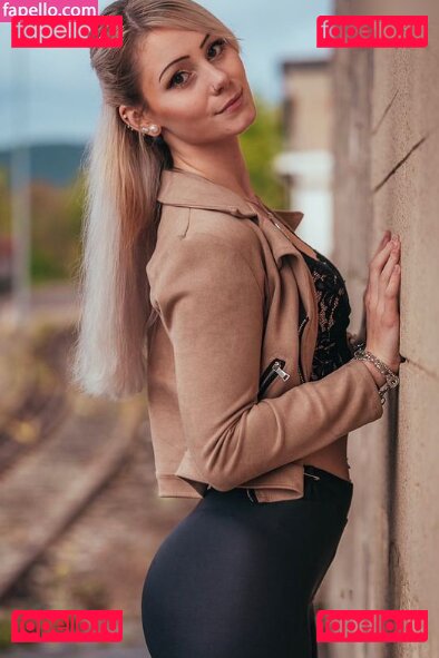 _s0hie_ / _s1phi_ / _s1phie2001_ / _s1phie_ / s1phie Onlyfans Photo Gallery 