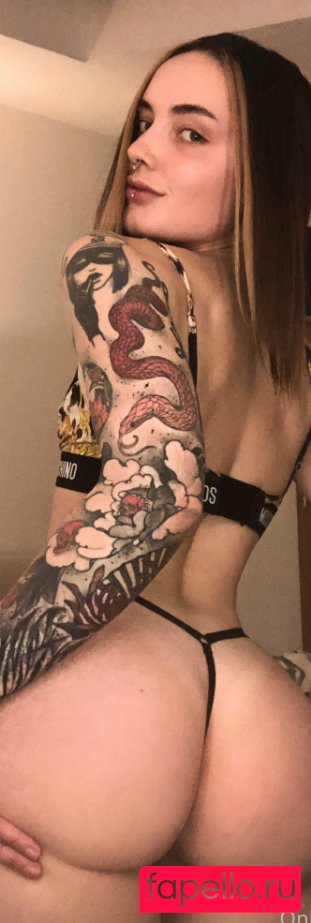thats_zara Nude Onlyfans Photo 2