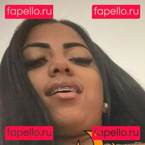 Chaaay / Chaaayiluminada / chaaya23 / chayaaywa Onlyfans Photo Gallery 