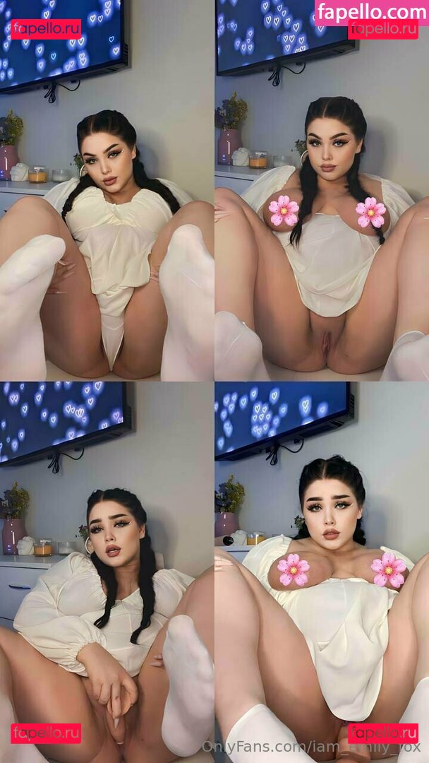 iam_emily Nude Onlyfans Photo 33