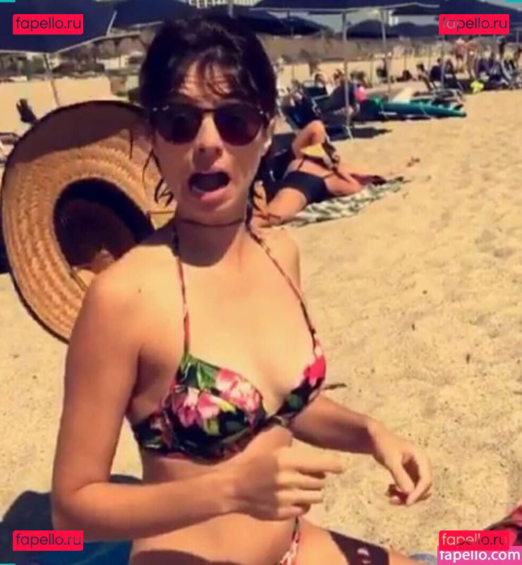 Kate Micucci / https: / katemicucci Onlyfans Photo Gallery 