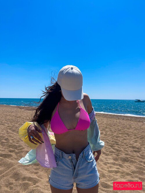 darina_cat Nude Onlyfans Photo 19