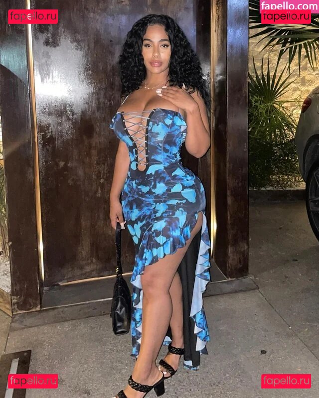 Ayisha Diaz Nude Onlyfans Photo 5