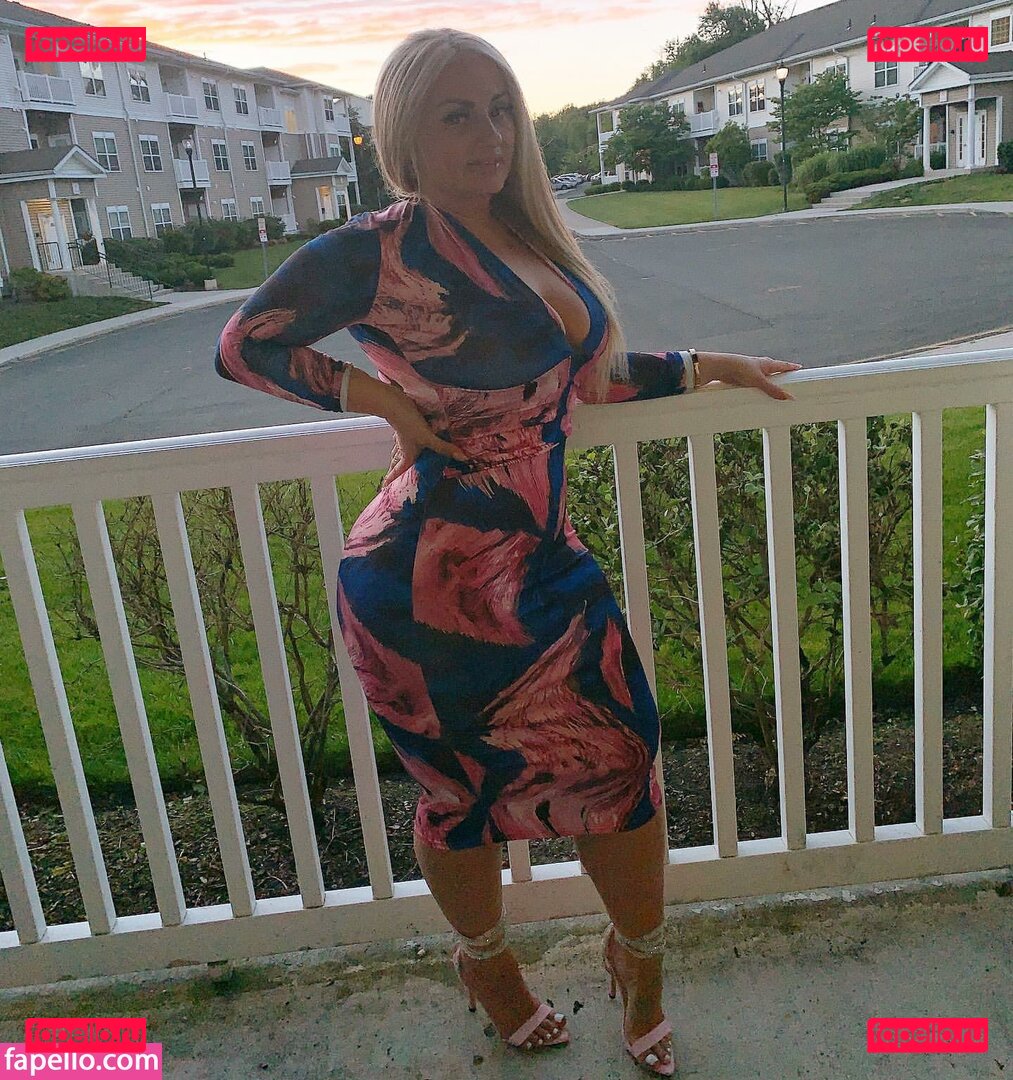 Ivoryyyyy Nude Onlyfans Photo 44