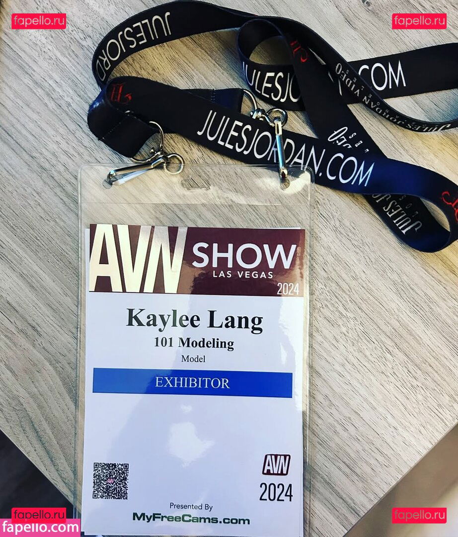 Kaylee Lang / https: / kayleelangofficial / kayleelangxxxx Onlyfans Photo Gallery 