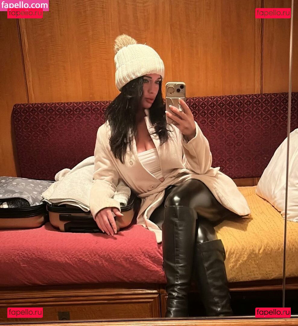 Kaylee Lang / https: / kayleelangofficial / kayleelangxxxx Onlyfans Photo Gallery 