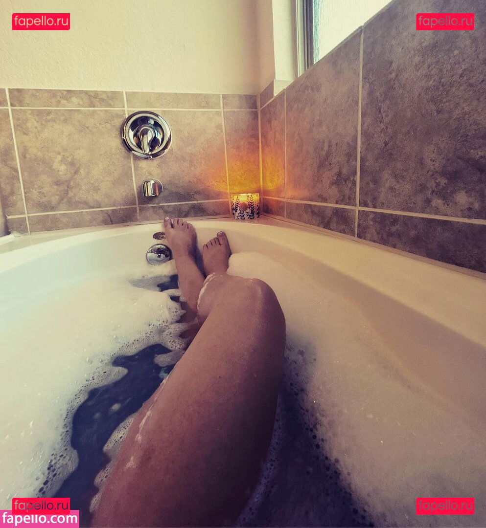 Kaylee Lang / https: / kayleelangofficial / kayleelangxxxx Onlyfans Photo Gallery 