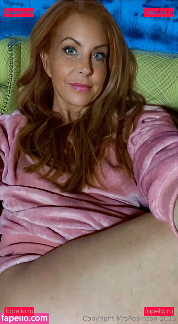 Mrs. Robinson / gracerobinson / https: / mrsrobinsonvip / mrsrobinsonxox Onlyfans Photo Gallery 