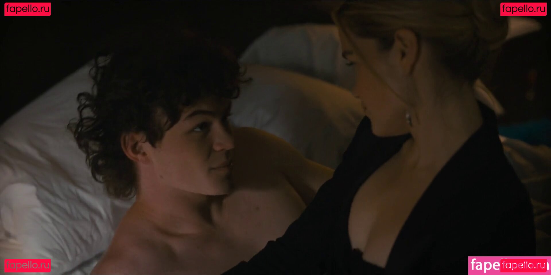 Sarah Catherine Hook Nude Onlyfans Photo 12