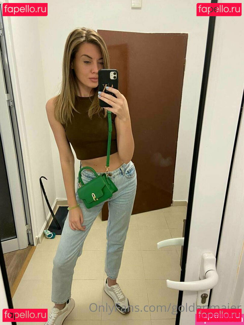 goldenmaier_vip / oursmplepursuit Onlyfans Photo Gallery 