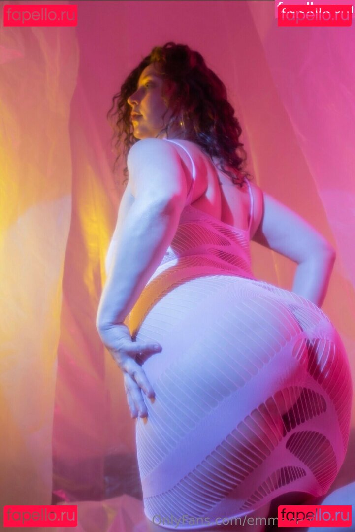 Emma Banks / EmmaBanks808 / officialemmabanks69 Onlyfans Photo Gallery 