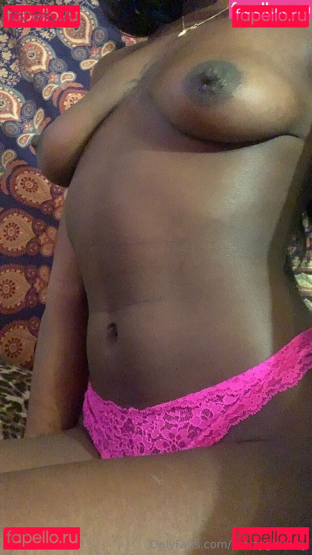 prettygirlzuzy Onlyfans Photo Gallery 