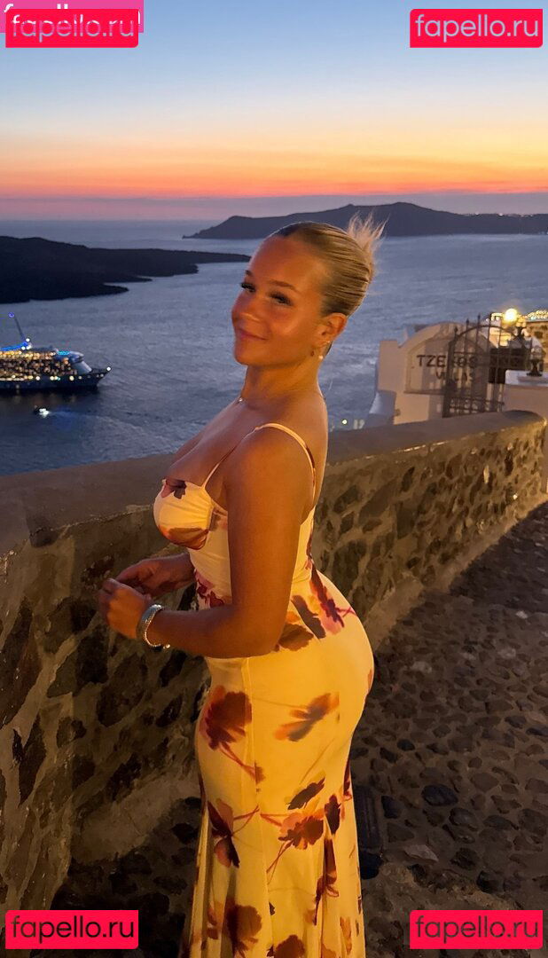 Ava / XoCashPrincess1 / ava.ludwar / ava_hadley / avaludwar Onlyfans Photo Gallery 