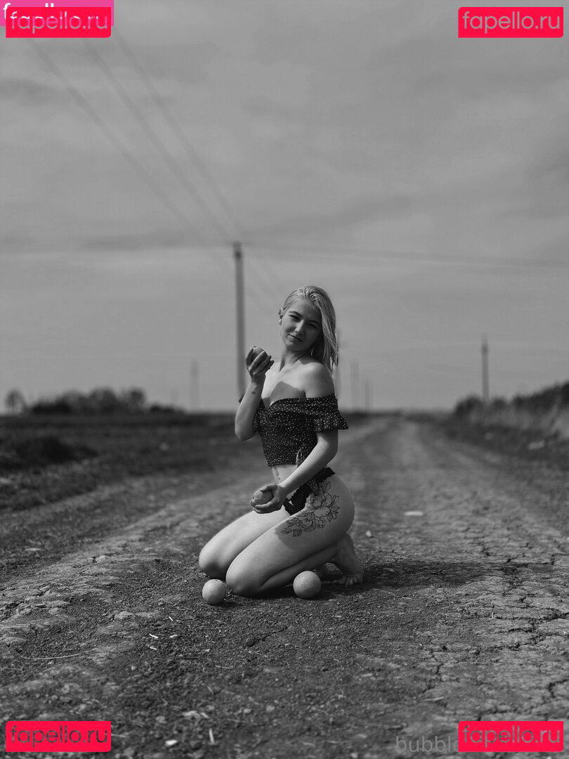 bubblebitchh_free / bubbliebetch Onlyfans Photo Gallery 