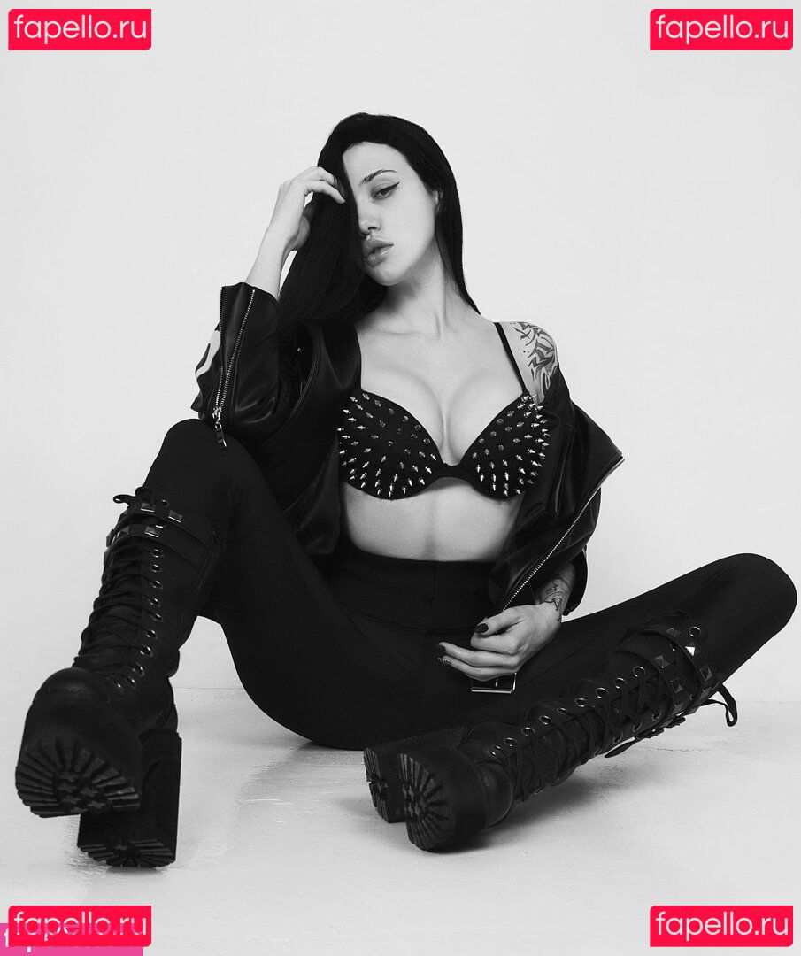 Dasha Doshik / Doshikkk / i_am_doshik Onlyfans Photo Gallery 