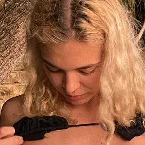 Moto_blonda Onlyfans Photo Gallery 