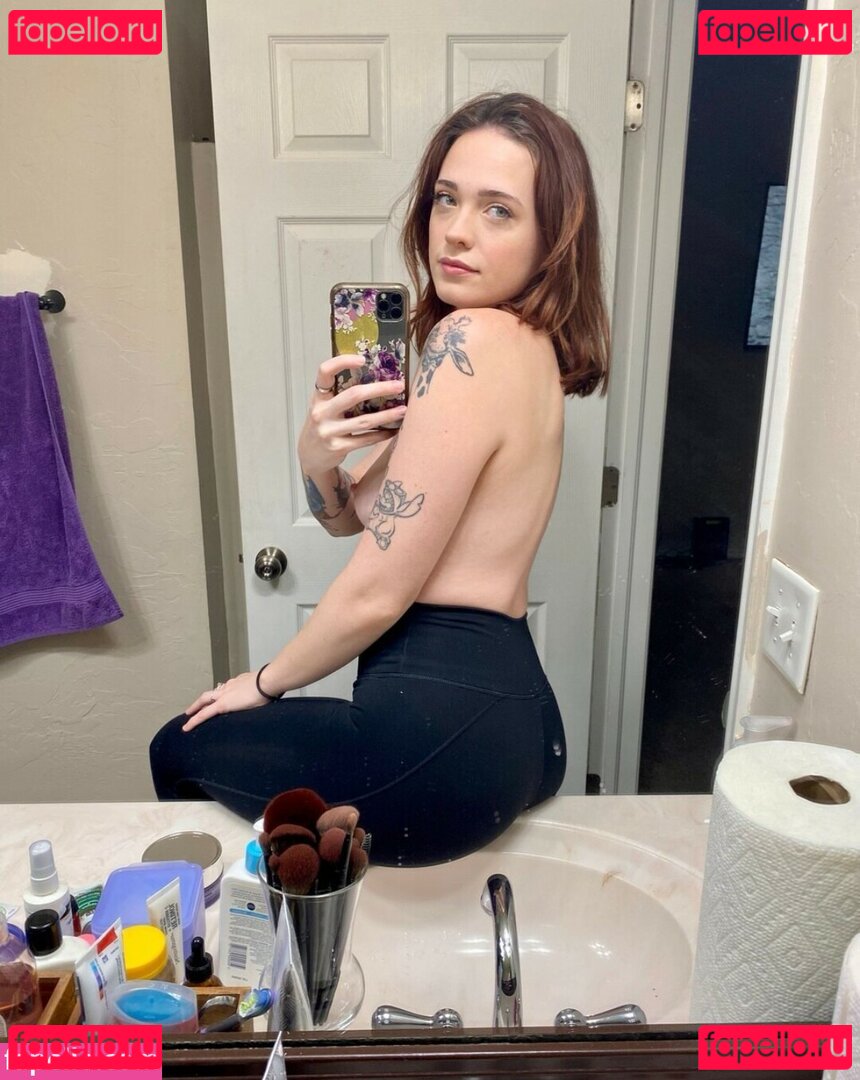 babyyzoe_ Nude Onlyfans Photo 4