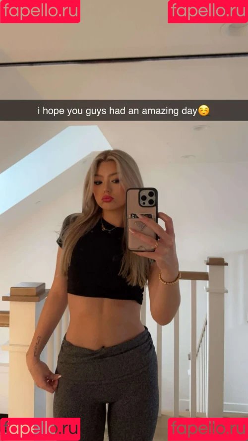 Hailey Sigmond Nude Onlyfans Photo 19