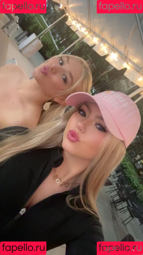 Hailey Sigmond Nude Onlyfans Photo 15