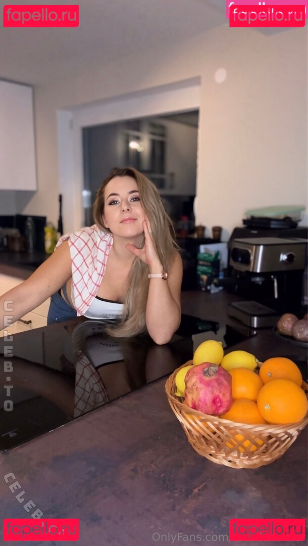 Lena Hammer / lena.hammer Onlyfans Photo Gallery 