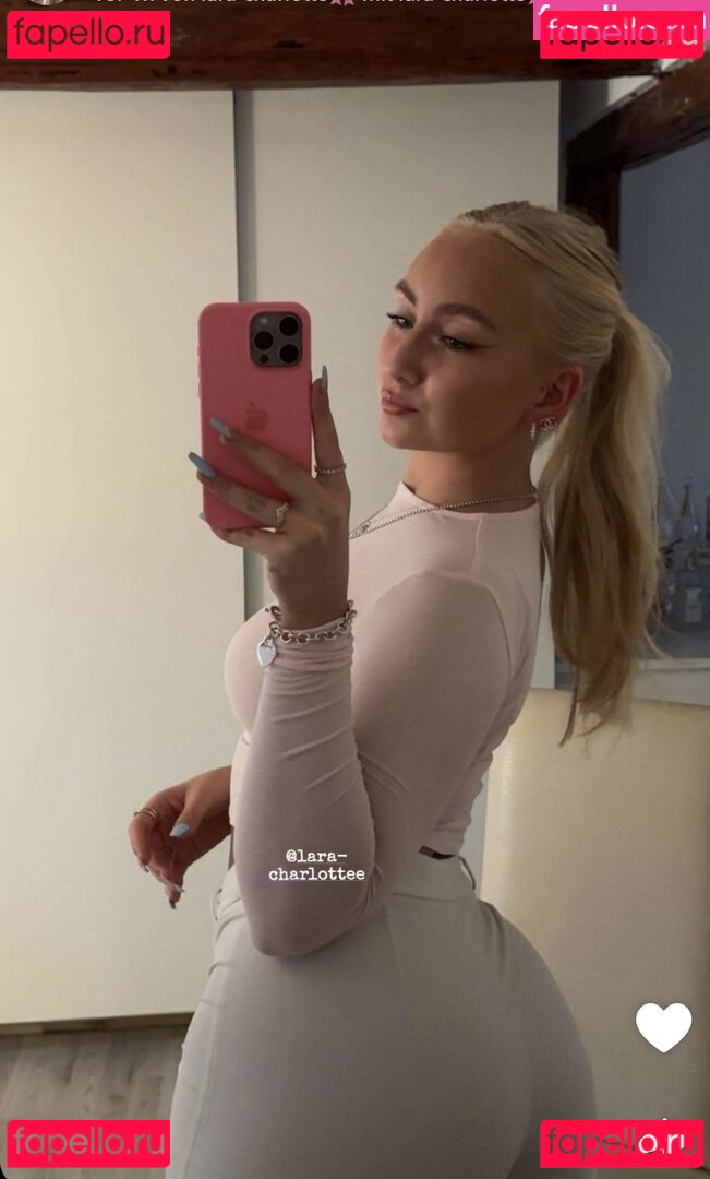 Lara-Charlottee Nude Onlyfans Photo 39