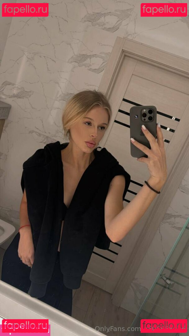lisa_knows Nude Onlyfans Photo 22