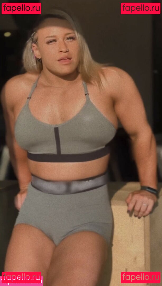 Jordynne Grace / JordynneGrace / themusclemommy Onlyfans Photo Gallery 