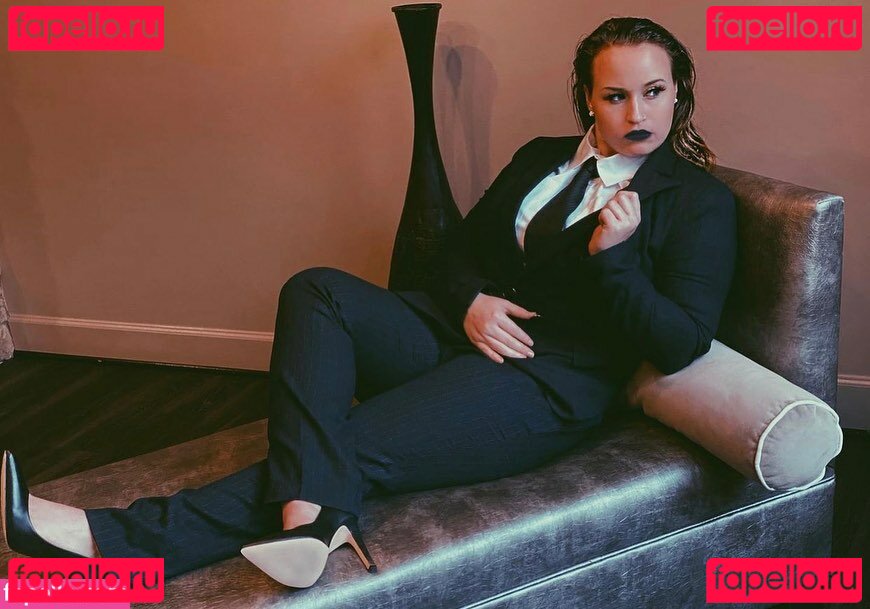 Jordynne Grace / JordynneGrace / themusclemommy Onlyfans Photo Gallery 