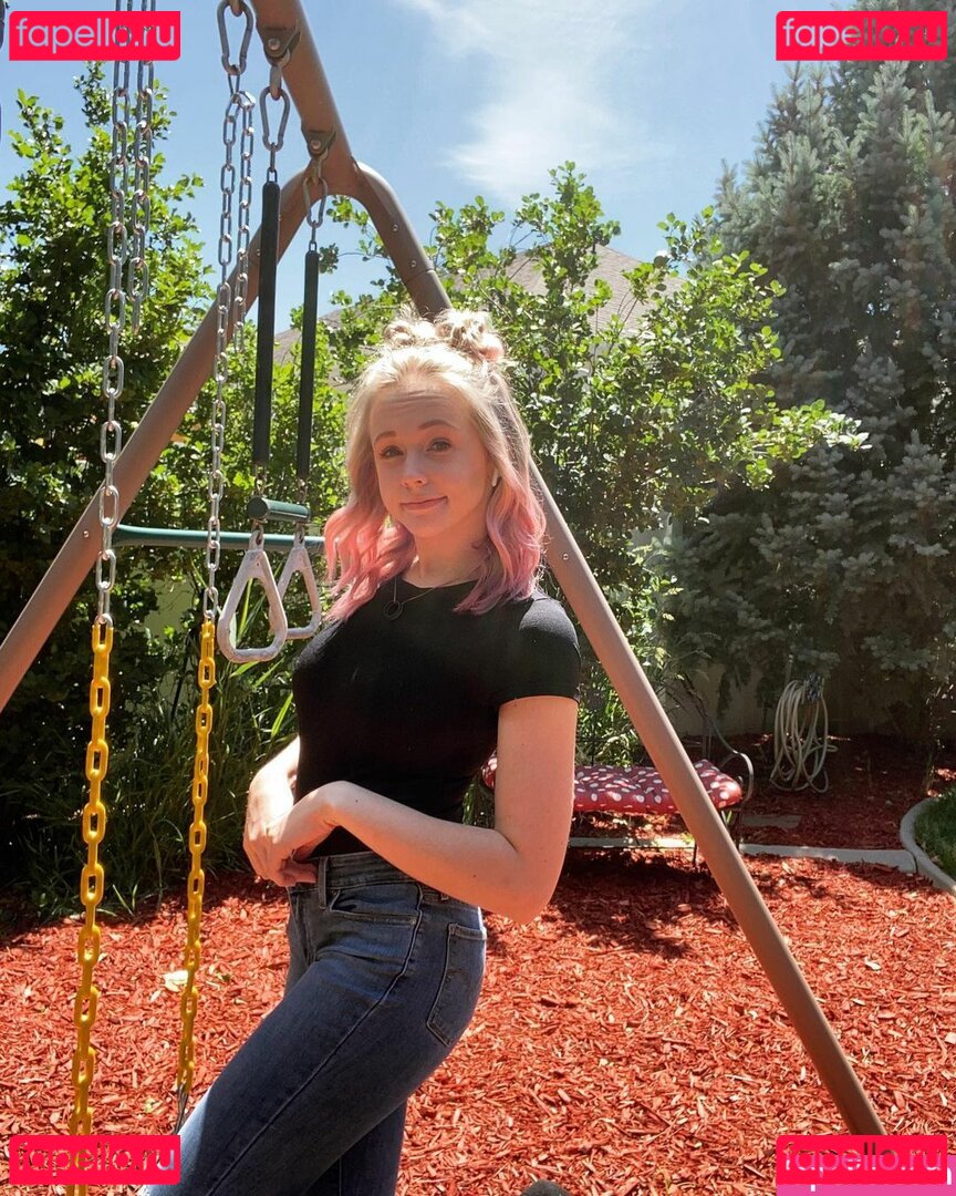 Kira_Graceeee Nude Onlyfans Photo 23