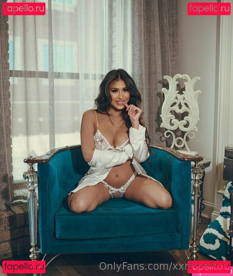 Mina Luxx / Mina_Luxx / miss.minaluxx / xxrated.lux Onlyfans Photo Gallery 