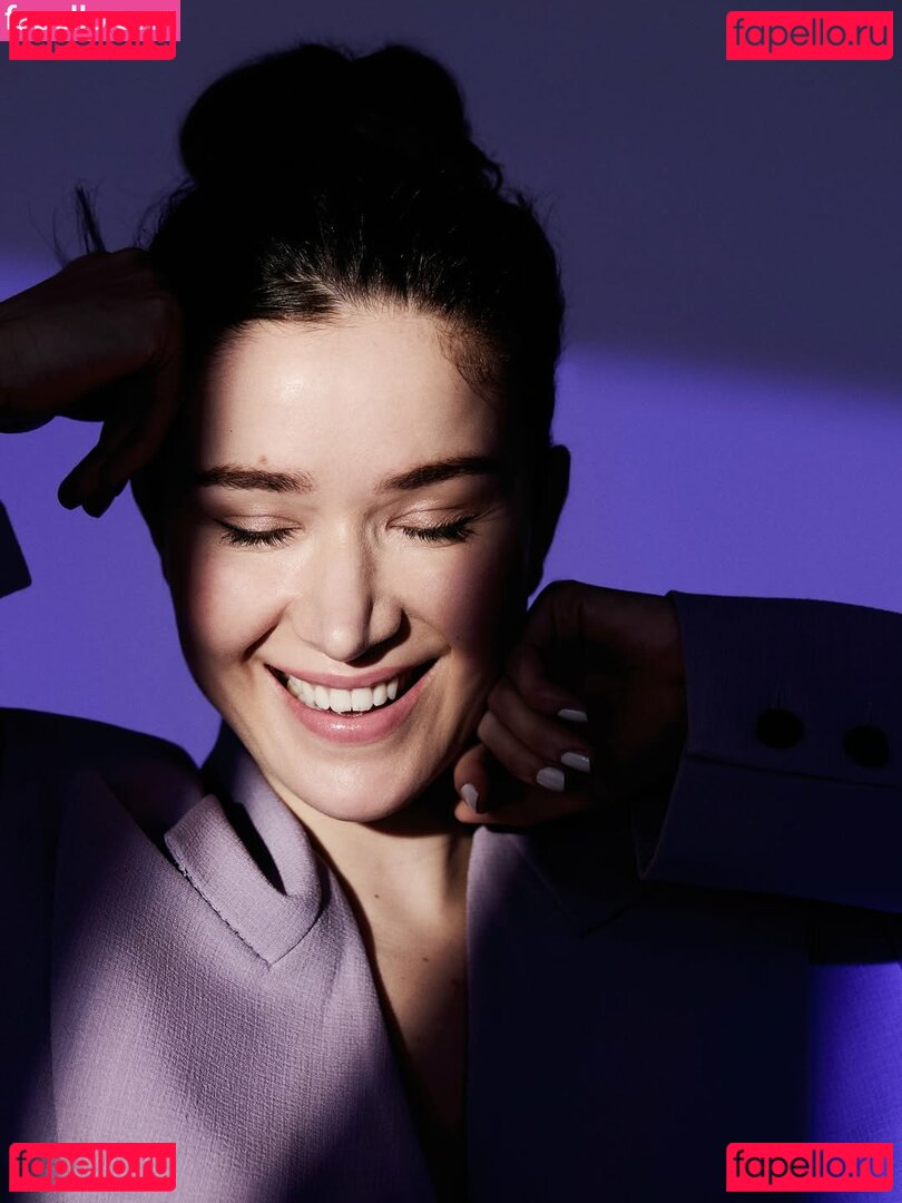 Elizabeth Dulau / elizabethdulau Onlyfans Photo Gallery 