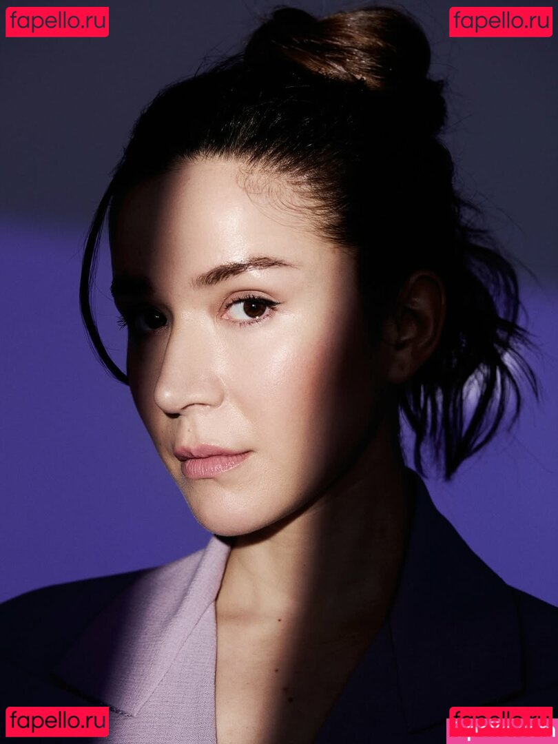 Elizabeth Dulau / elizabethdulau Onlyfans Photo Gallery 