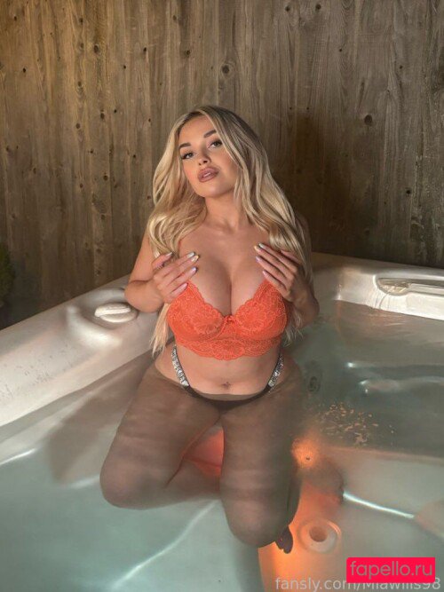 Miawilliams98 Nude Onlyfans Photo 34