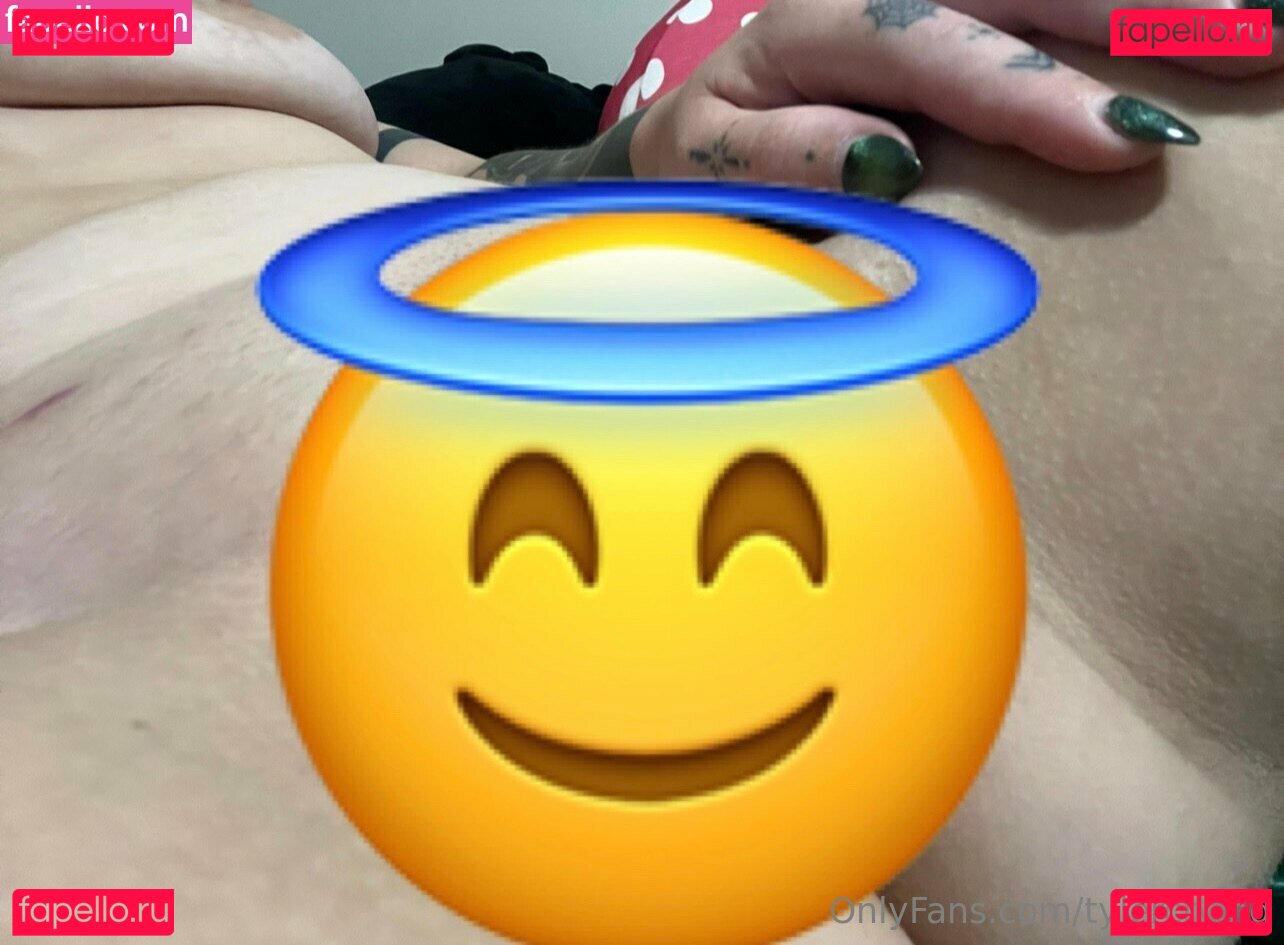 lcuchairmas / tylercrying Onlyfans Photo Gallery 