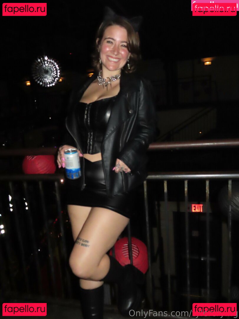 lcuchairmas / tylercrying Onlyfans Photo Gallery 