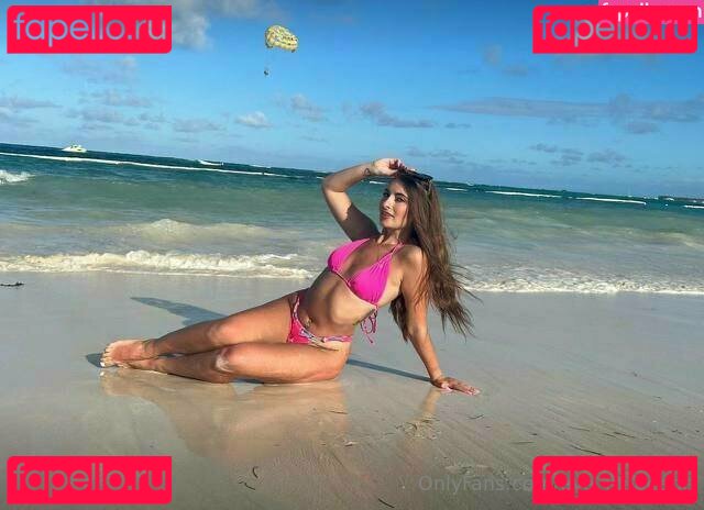 eva_innocent Nude Onlyfans Photo 21