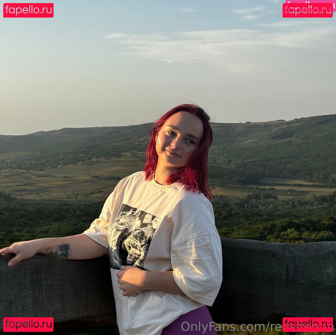 redsirennn Onlyfans Photo Gallery 