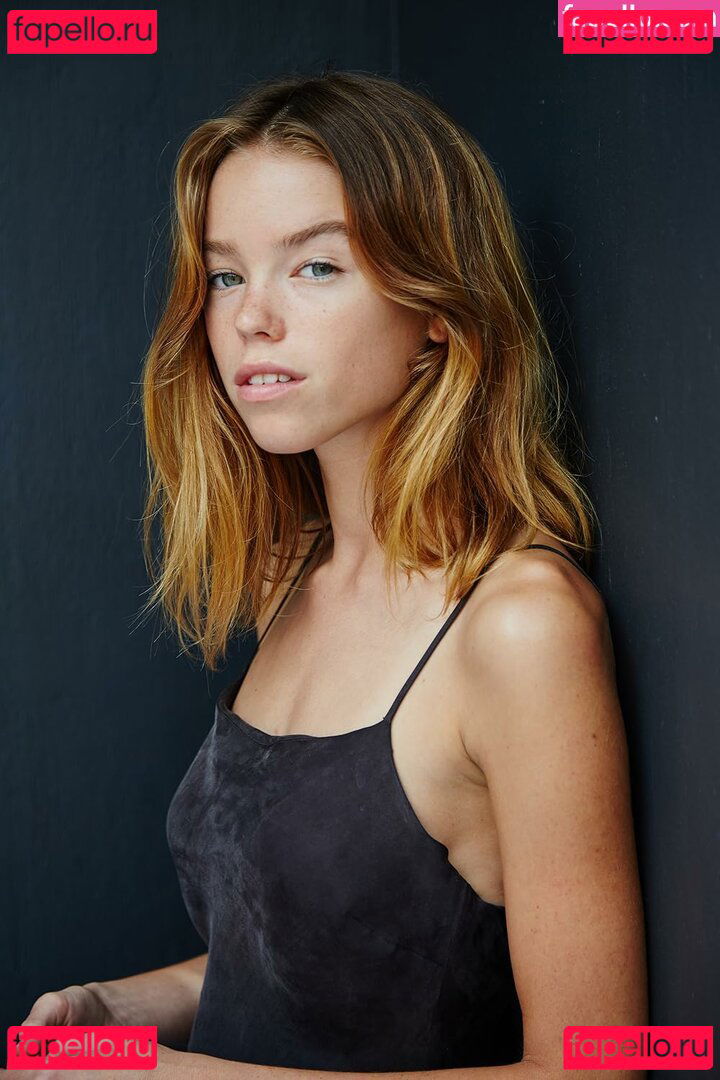 Milly Alcock / MillyAlcock Onlyfans Photo Gallery 