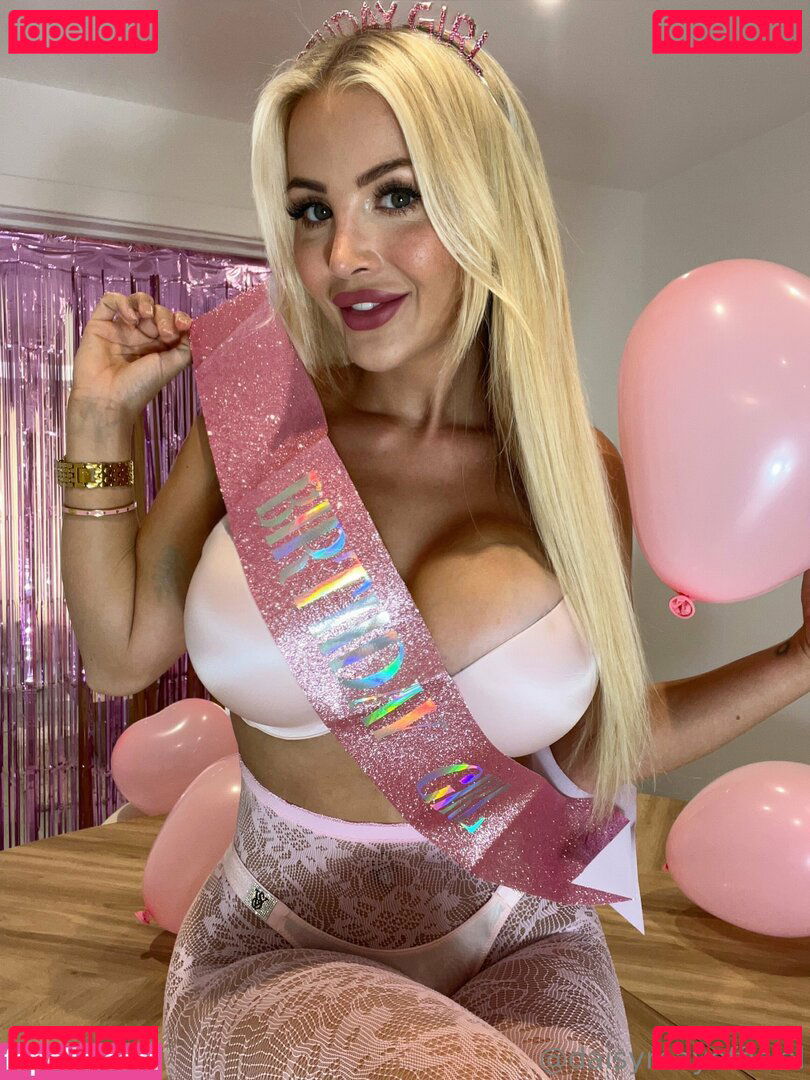 daisymay093_ / daisymayofficial Onlyfans Photo Gallery 