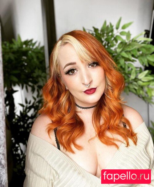 Girls Play Nude Onlyfans Photo 27