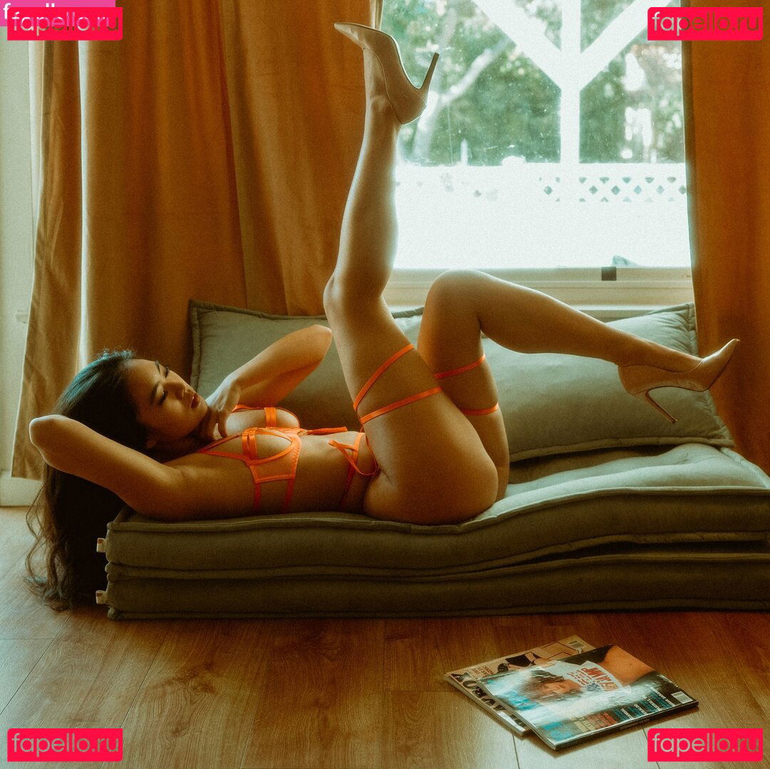 Feoncissa / Little_Corvidae(Twitch / theonlysarahc Onlyfans Photo Gallery 