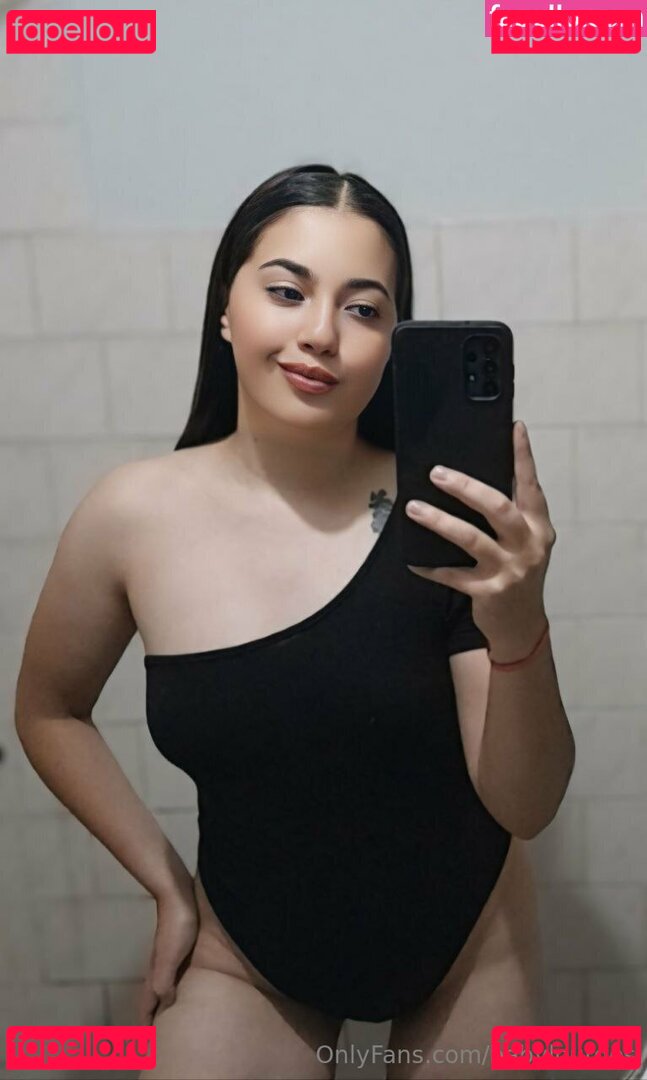 babylourdes Onlyfans Photo Gallery 