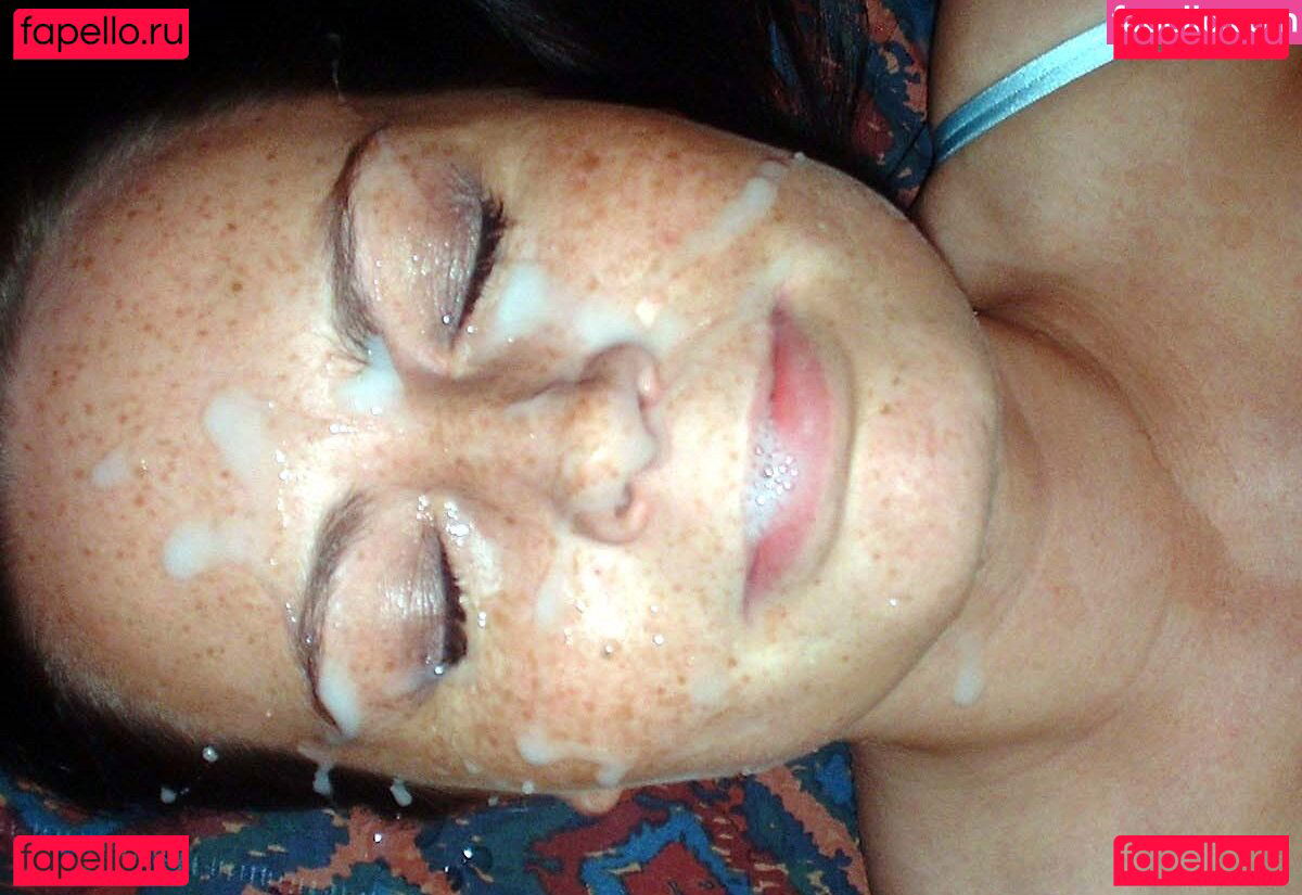 Alexis May / alexismay_ / alexissmayy / scottish model Onlyfans Photo Gallery 