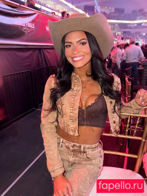 Kiana James Nude Onlyfans Photo 31