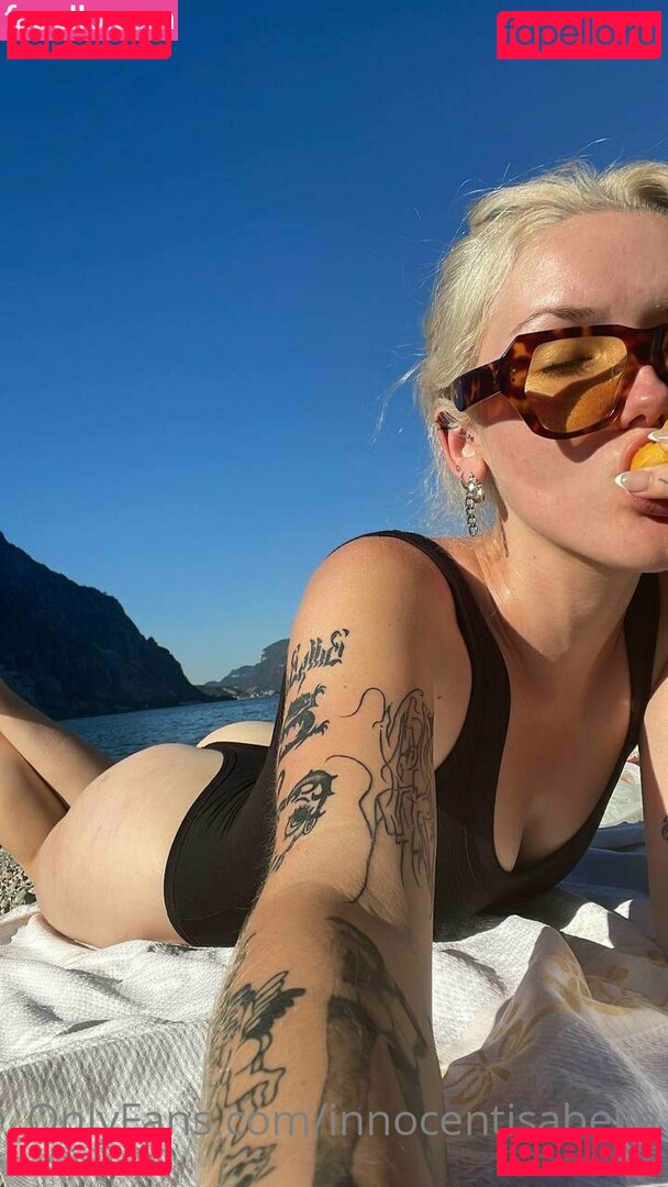 innocentisabel / innocentisabelle Onlyfans Photo Gallery 