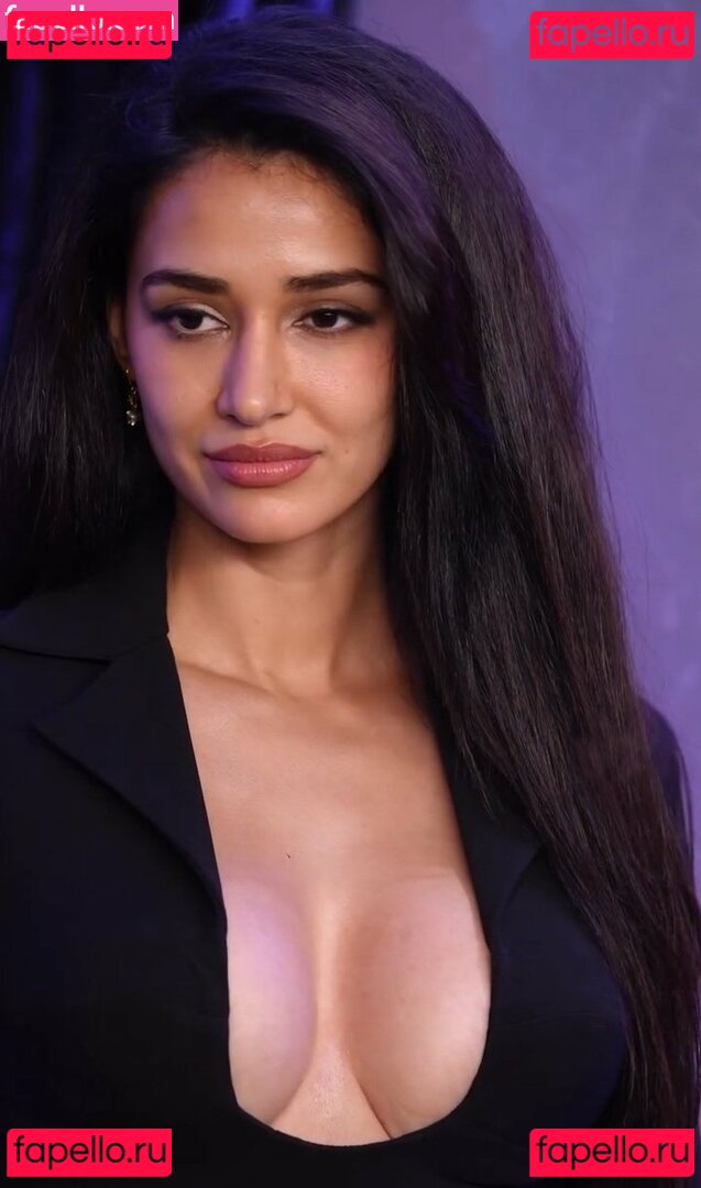 Disha Patani Nude Onlyfans Photo 22